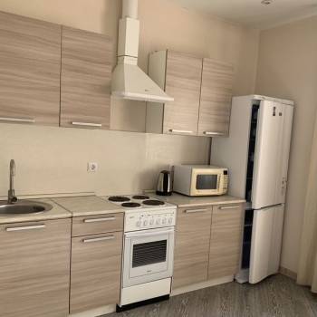 Сдается 1-комнатная квартира, 41 м²