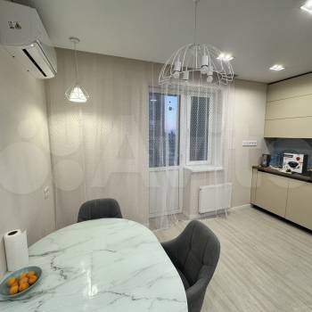 Сдается Многокомнатная квартира, 74,4 м²