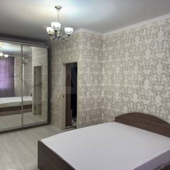 Сдается 1-комнатная квартира, 40 м²