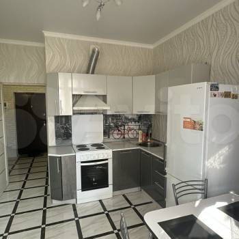 Сдается 1-комнатная квартира, 40 м²