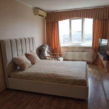 Сдается 1-комнатная квартира, 44 м²