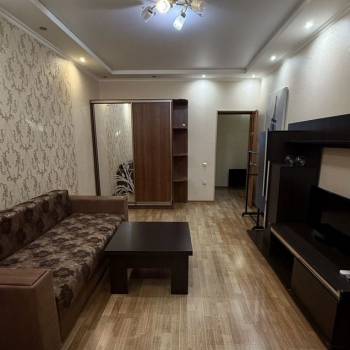 Сдается 1-комнатная квартира, 45 м²