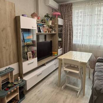 Продается 1-комнатная квартира, 35 м²