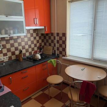 Продается 1-комнатная квартира, 35 м²