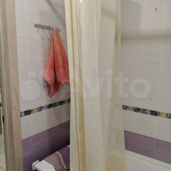 Продается 1-комнатная квартира, 43 м²