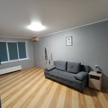 Сдается 1-комнатная квартира, 37 м²