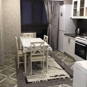 Сдается 1-комнатная квартира, 37 м²