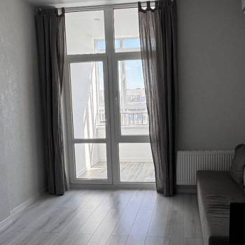 Сдается 1-комнатная квартира, 42 м²