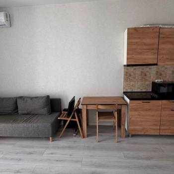 Сдается 1-комнатная квартира, 42 м²