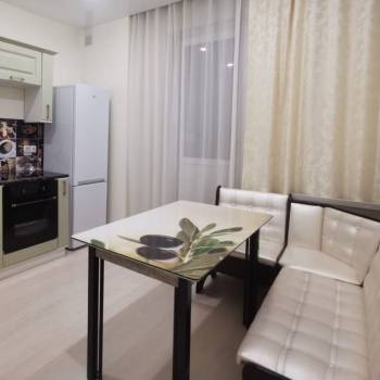 Сдается 1-комнатная квартира, 37 м²