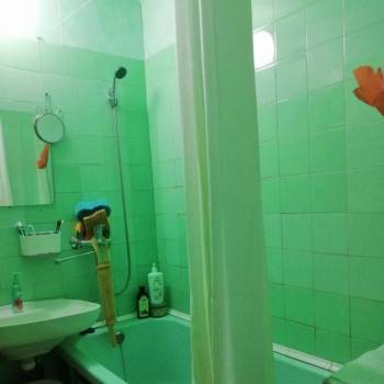 Продается Многокомнатная квартира, 76 м²