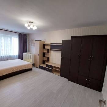 Сдается 1-комнатная квартира, 38 м²