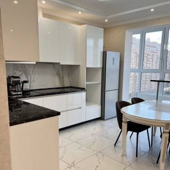 Сдается Многокомнатная квартира, 82 м²