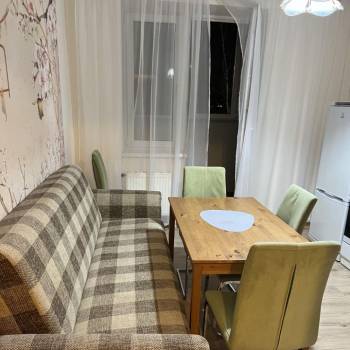 Сдается 1-комнатная квартира, 40 м²