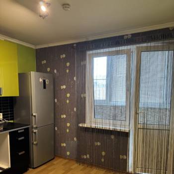 Сдается 1-комнатная квартира, 40 м²