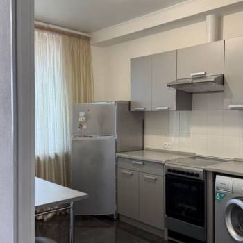 Сдается 1-комнатная квартира, 45 м²