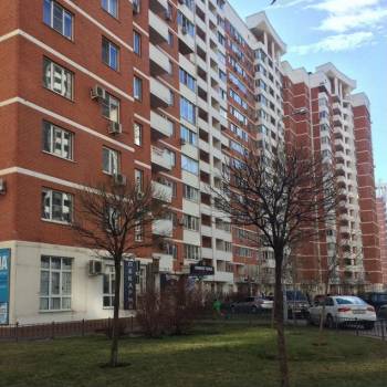 Сдается 1-комнатная квартира, 44 м²