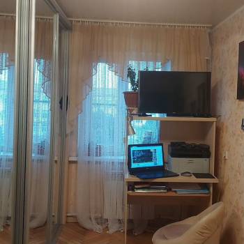 Продается 1-комнатная квартира, 45 м²