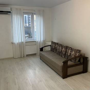 Сдается 1-комнатная квартира, 44 м²