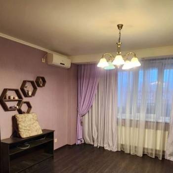 Продается 2-х комнатная квартира, 80 м²