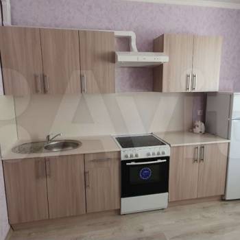Сдается 1-комнатная квартира, 49 м²