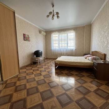 Продается 1-комнатная квартира, 47 м²