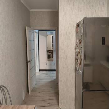 Продается 1-комнатная квартира, 40 м²