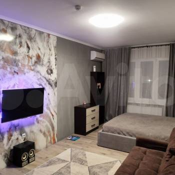 Продается 1-комнатная квартира, 40 м²
