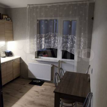 Продается 1-комнатная квартира, 40 м²
