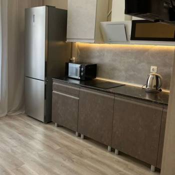 Сдается 1-комнатная квартира, 43 м²