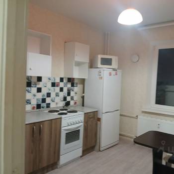 Сдается 1-комнатная квартира, 37 м²