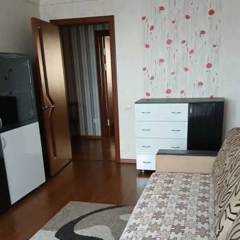 Сдается Многокомнатная квартира, 65 м²