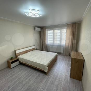 Сдается 1-комнатная квартира, 37,9 м²