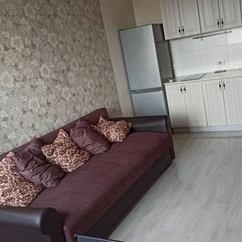 Сдается 1-комнатная квартира, 37 м²