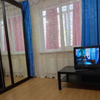 Сдается 1-комнатная квартира, 38 м²