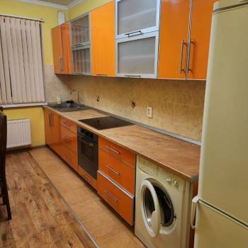 Сдается 1-комнатная квартира, 42 м²