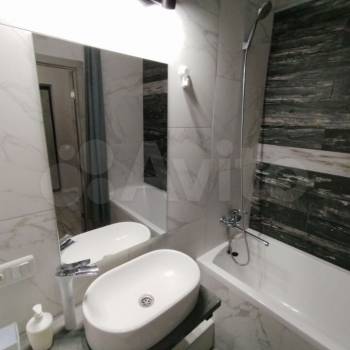 Продается 1-комнатная квартира, 36 м²