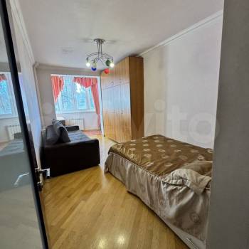 Продается Многокомнатная квартира, 72 м²