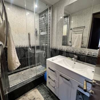 Продается Многокомнатная квартира, 72 м²