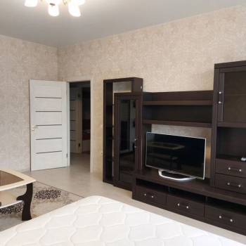 Сдается 1-комнатная квартира, 43 м²