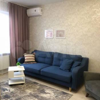 Сдается 1-комнатная квартира, 35 м²