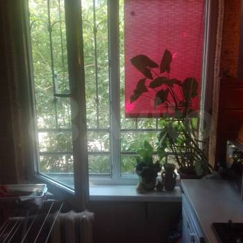 Продается Многокомнатная квартира, 60 м²