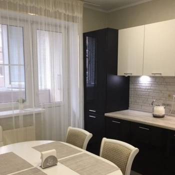 Продается 2-х комнатная квартира, 60 м²