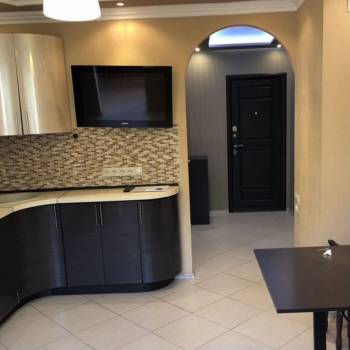 Сдается 1-комнатная квартира, 45 м²