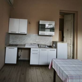 Продается 1-комнатная квартира, 30 м²