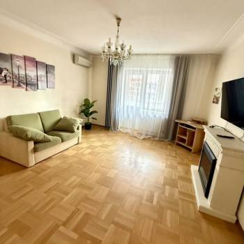 Продается 2-х комнатная квартира, 74,1 м²