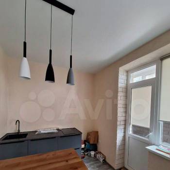 Продается 1-комнатная квартира, 40,6 м²