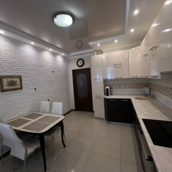 Сдается 2-х комнатная квартира, 64,3 м²