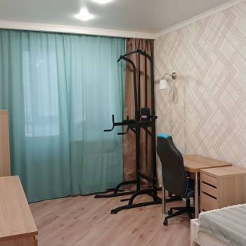 Сдается 1-комнатная квартира, 42 м²