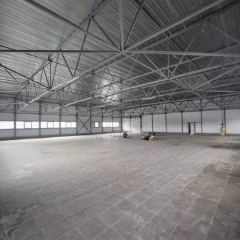 Сдается Нежилое помещение, 1600 м²